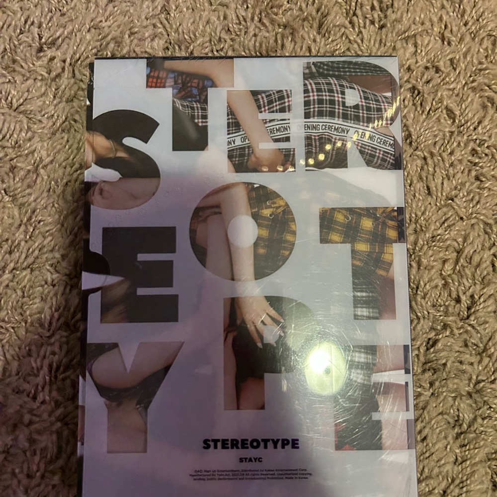 STAYC Stereotype Album